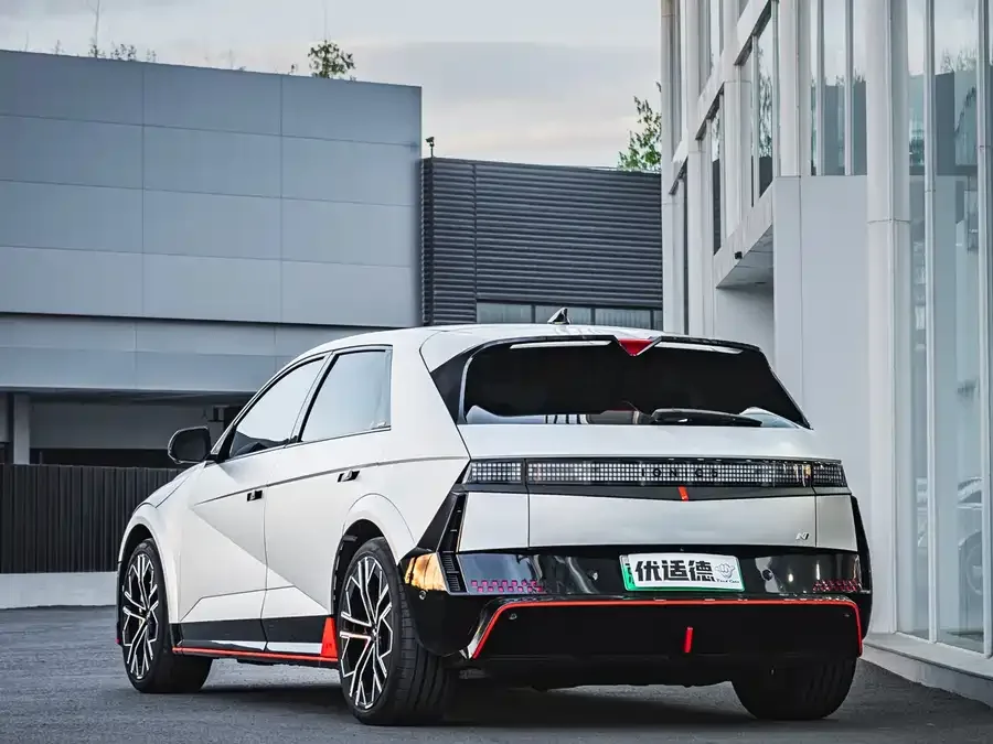 Hyundai IONIQ 5 N IONIQ 5 N (2024 Standard Edition) 2025 — миниатюра 3