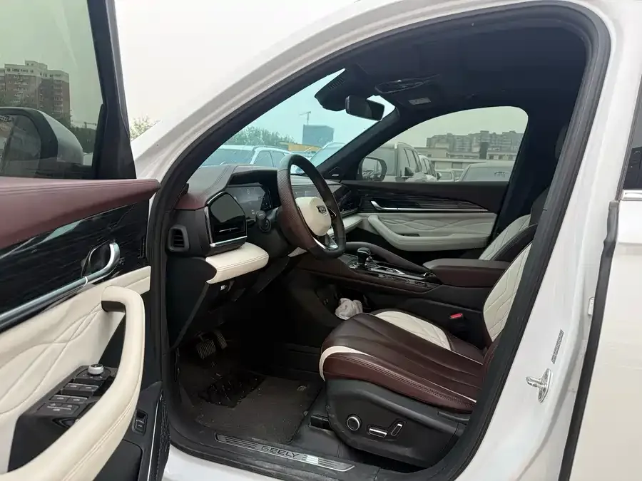 Geely Monjaro Xingyue L 2021 2.0TD DCT EVO 2WD Smart Edition 2023 — миниатюра 5
