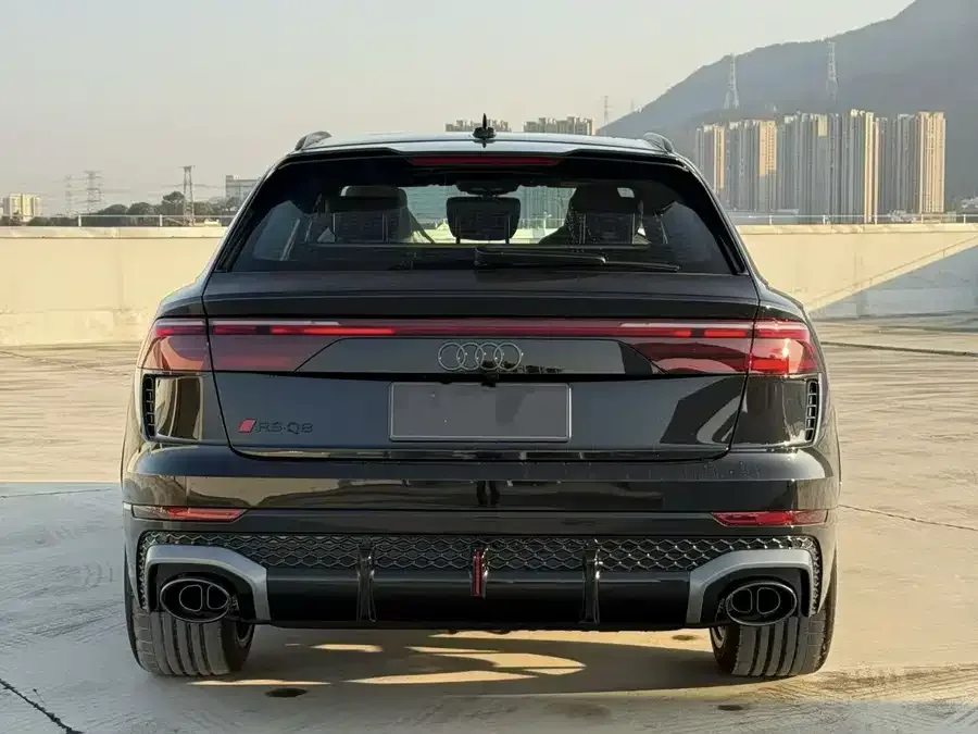 Audi RS Q8 2025 RS Q8 4.0T performance 2025 — миниатюра 2
