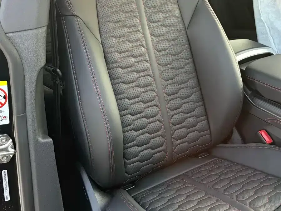 Audi RS Q8 2025 RS Q8 4.0T performance 2025 — миниатюра 5