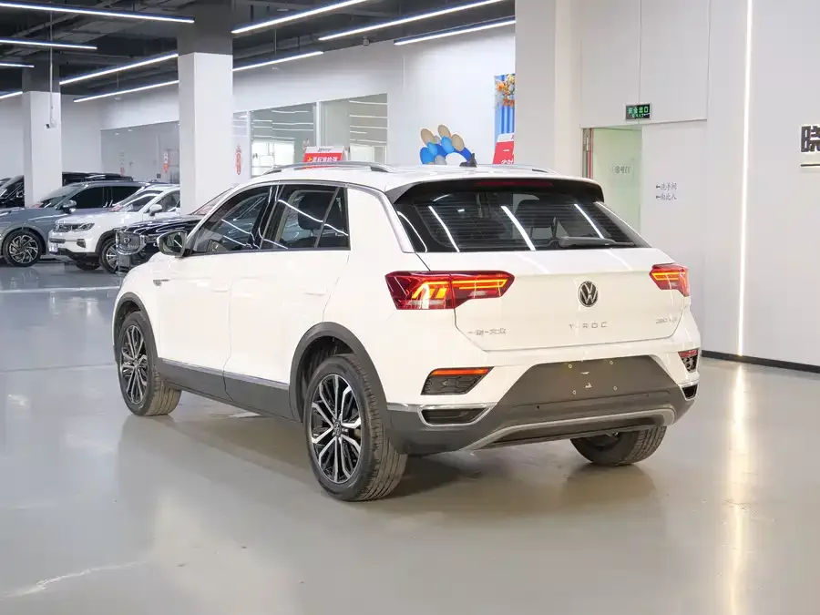 Volkswagen T-Roc T-ROC 2022 280TSI DSG 2WD Comfort PLUS 2022 — миниатюра 2