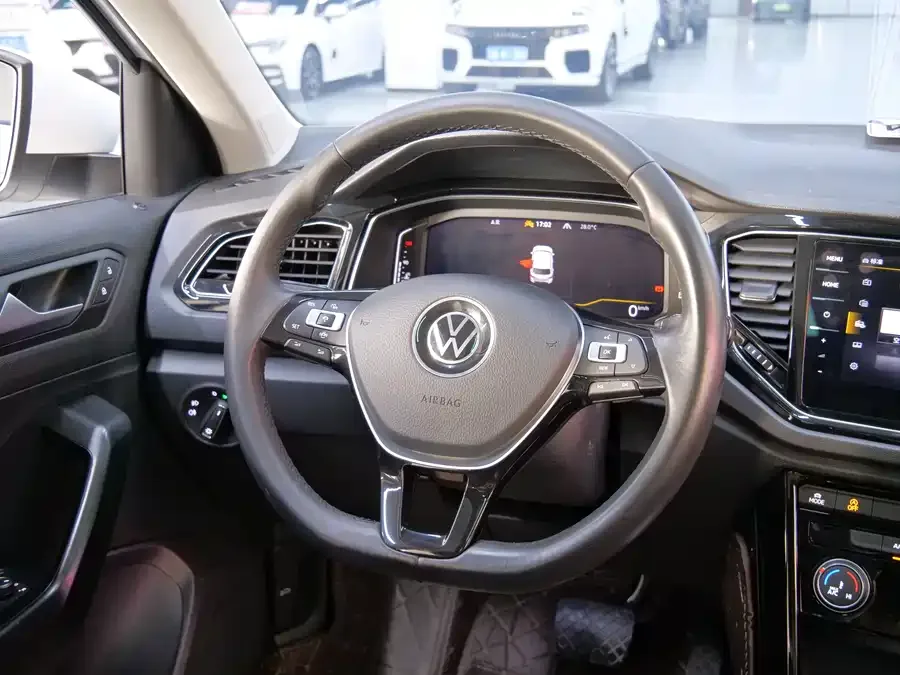 Volkswagen T-Roc T-ROC 2022 280TSI DSG 2WD Comfort PLUS 2022 — миниатюра 4