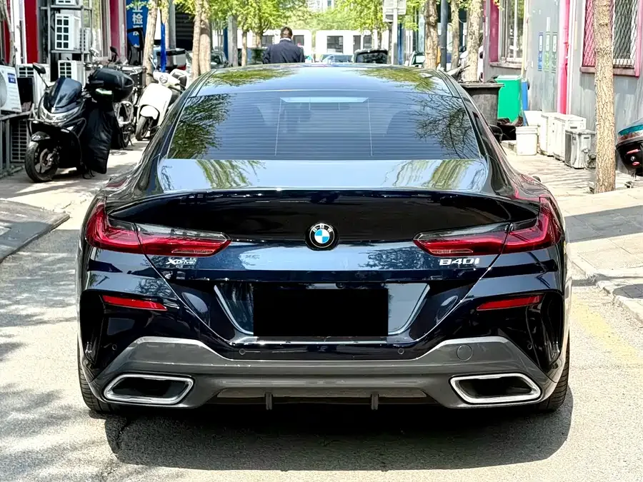 BMW 8 Series BMW 8 Series 2022 840i xDrive Four-Door Coupe M Sport Package 2024 — миниатюра 4