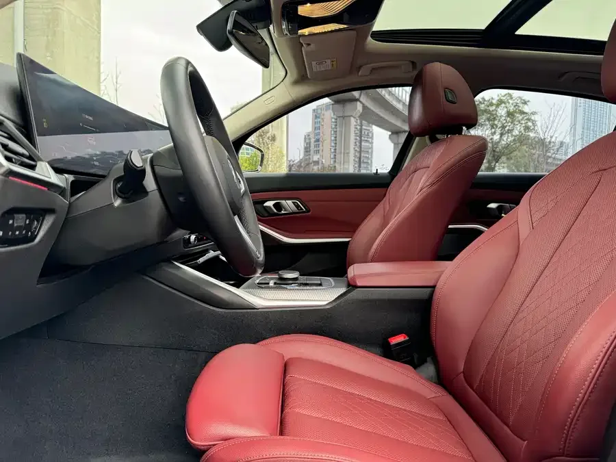 BMW i3 2024 eDrive 40 L Night Edition 2024 — миниатюра 2