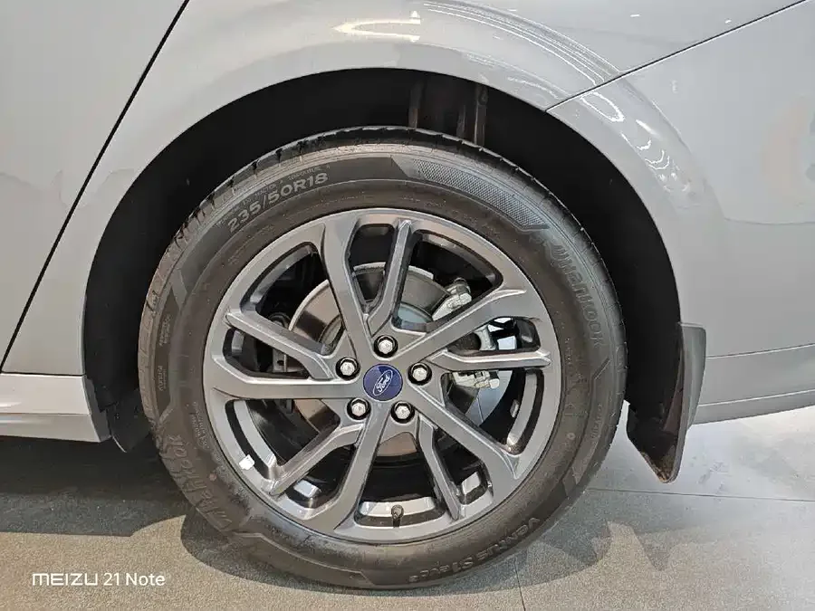 Ford Mondeo Mondeo 2025 2.0T EcoBoost Luxury Edition 2025 — миниатюра 4