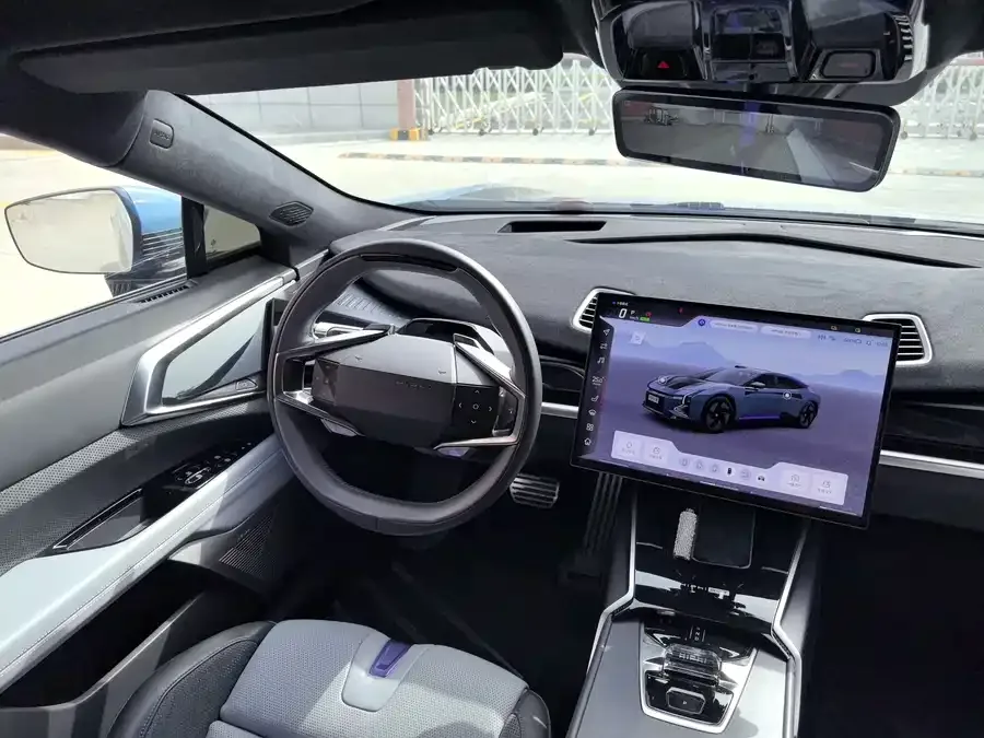 HiPhi Z HiPhi Z 2023 five-seater version 2023 — миниатюра 3