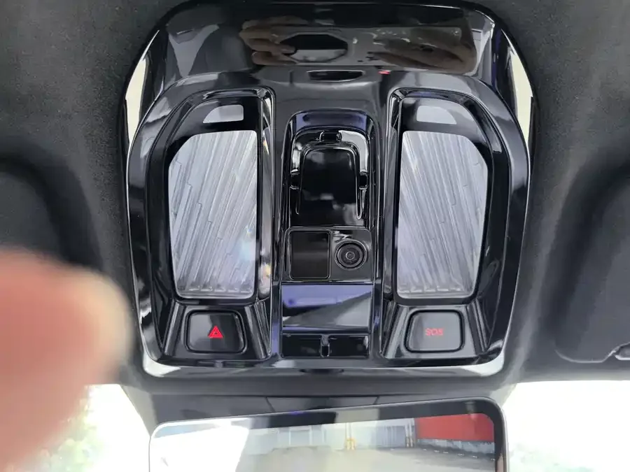 HiPhi Z HiPhi Z 2023 five-seater version 2023 — миниатюра 5