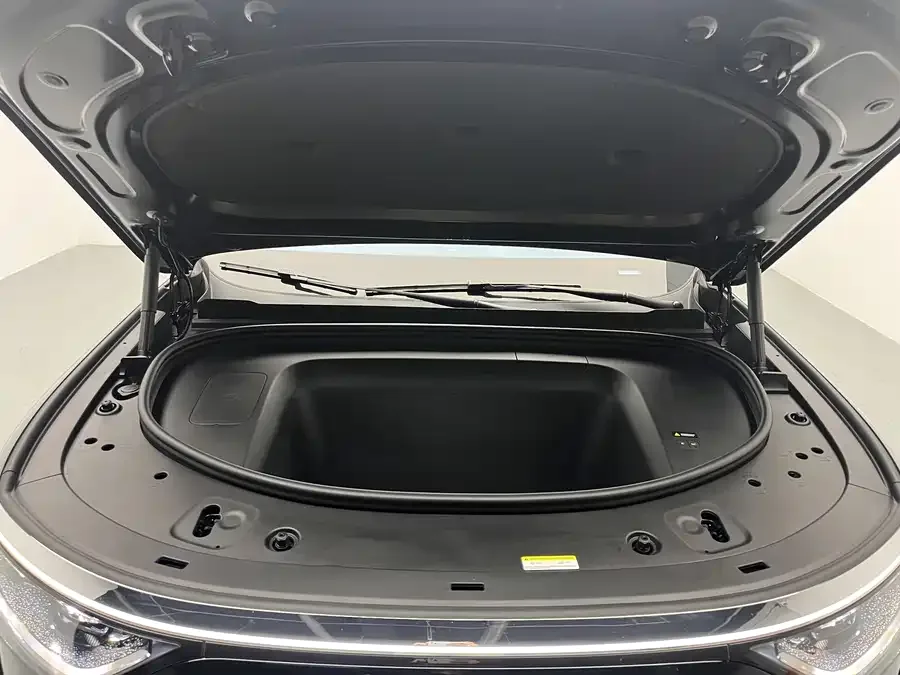AITO M8 Wenjie M8 2025 Pure Electric Max+ 5-Seat Long Range Version (192-line LiDAR) 2025 — миниатюра 2