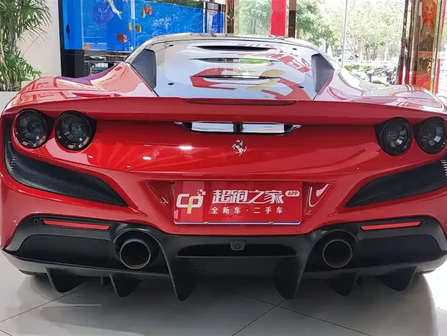 Ferrari F8 Ferrari F8 2019 Tributo 3.9T V8 2022 — миниатюра 2
