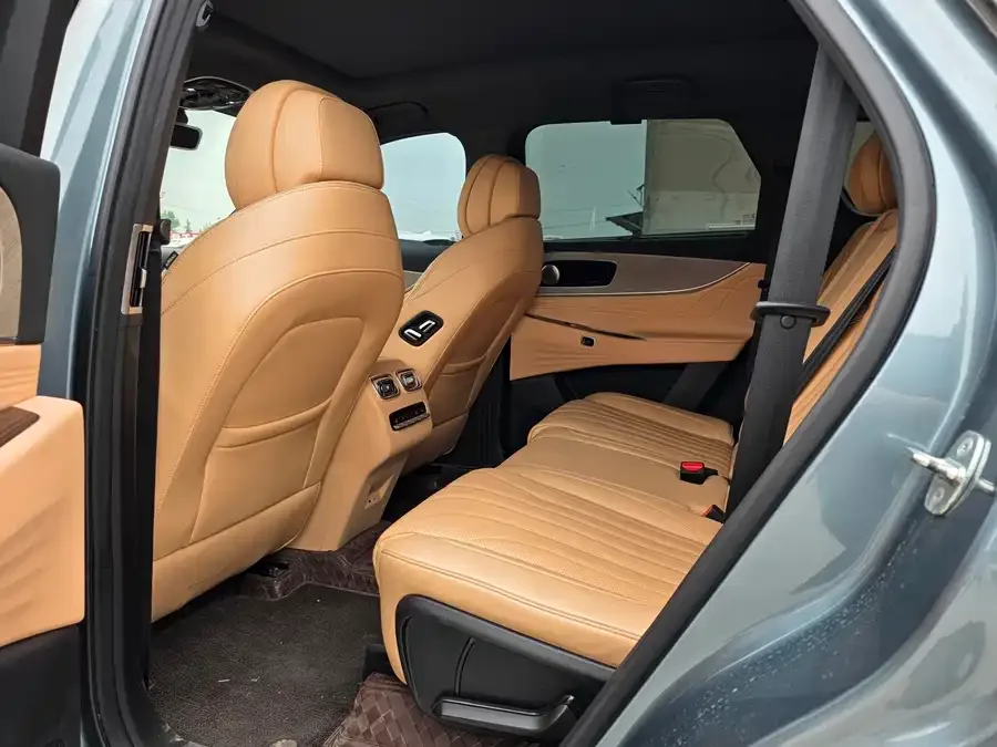 Chery Tiggo 9 Tiggo 9 2023 2.0T Automatic 4WD Flagship Edition 5 Seaters 2024 — миниатюра 2