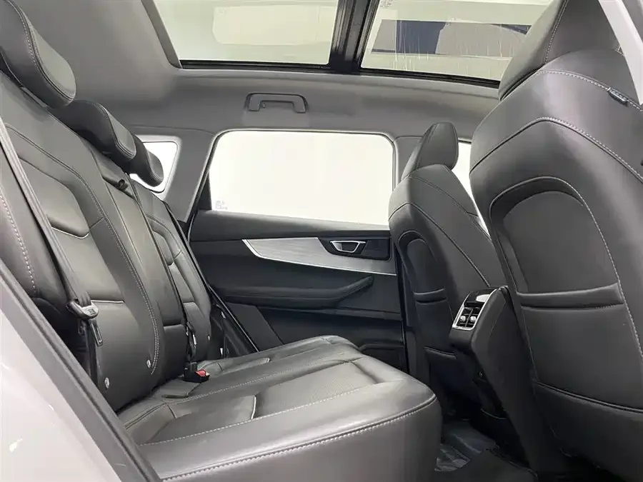 Chery Tiggo 7 PLUS Tiggo 7 PLUS 2022 1.5T CVT Luxury+ 2022 — миниатюра 4