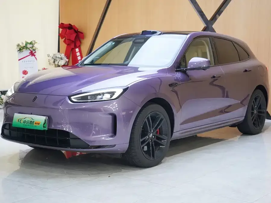 AITO M5 M5 2025 Extended Range Ultra 4WD Edition 2025 — фото 1, купить с доставкой в Москву