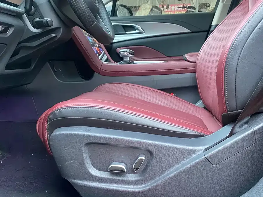 Hongqi H5 Hongqi H5 2023 1.5T DCT Zhilian Qiyun Edition 2023 — миниатюра 4