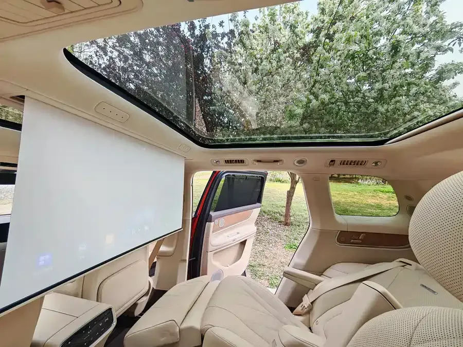 AITO M9 M9 2024 Extended Range Ultra Edition 42kWh 6-seater Edition 2024 — миниатюра 5