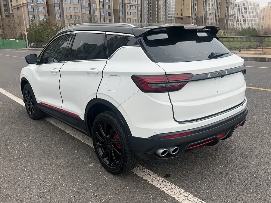 Geely Coolray SX11 Binyue 2023 1.5T DCT Diamond Edition 2024 — миниатюра 3