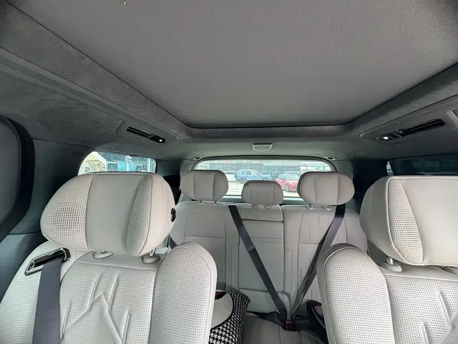 Zeekr 009 Zeekr 009 2024 seven-seat aisle version 108kWh 2024 — миниатюра 3