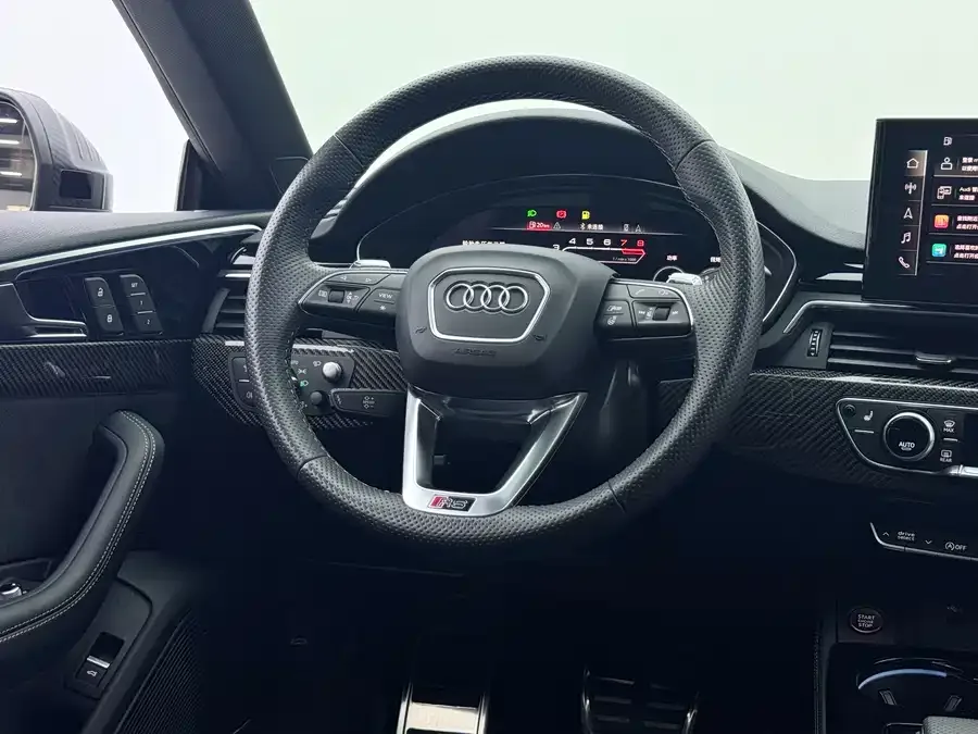 Audi RS 5 2023 RS 5 2.9T Sportback Dark Gold Edition 2023 — миниатюра 5