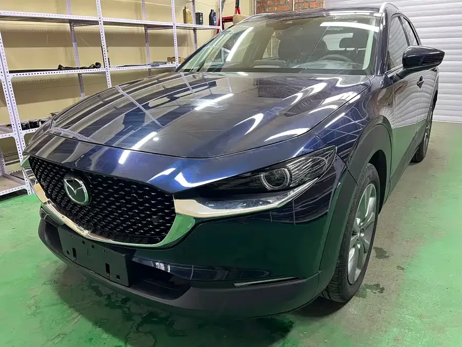 Mazda CX-30 2022 2.0L Automatic Premium Edition 2022 — фото 1, купить с доставкой в Москву