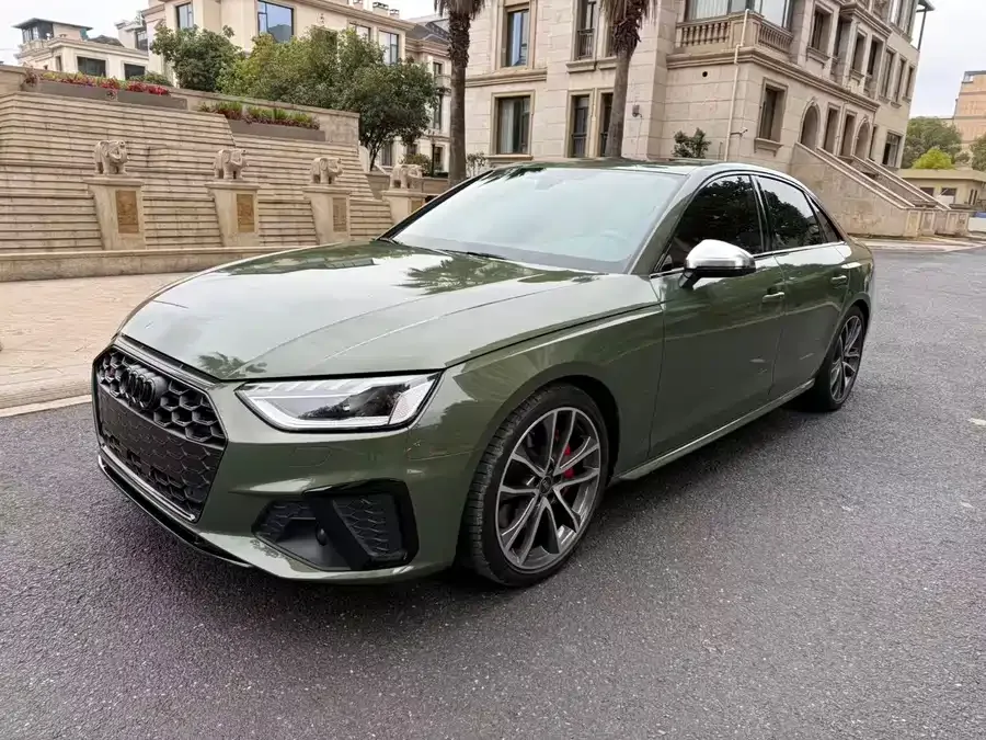Audi S4 2025
