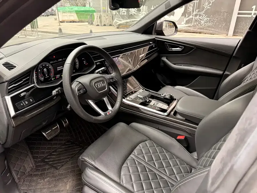 Audi Q8 2024 55 TFSI Premium Dynamic Edition 2024 — миниатюра 4