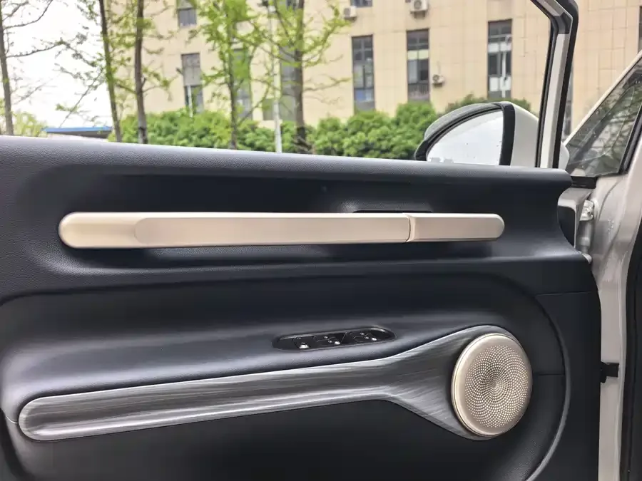 Baojun clouds Baojun Yunduo 2023 460 Pro 2024 — миниатюра 2