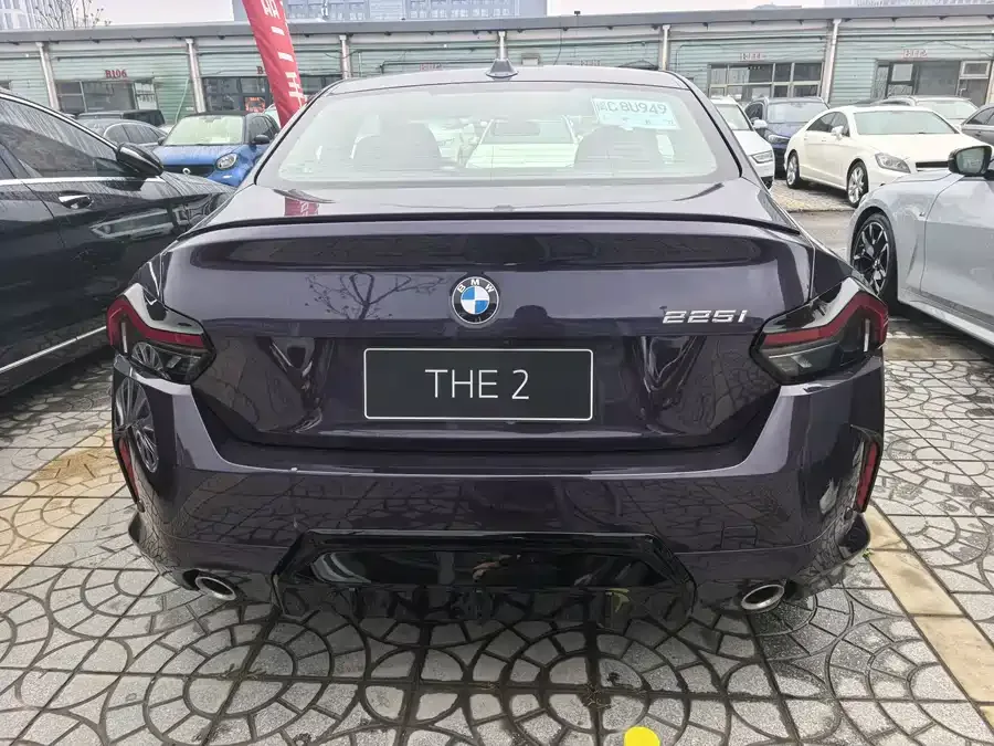 BMW 2 Series BMW 2 Series (Imported) 2025 225i M Sport Night Edition 2026 — миниатюра 4
