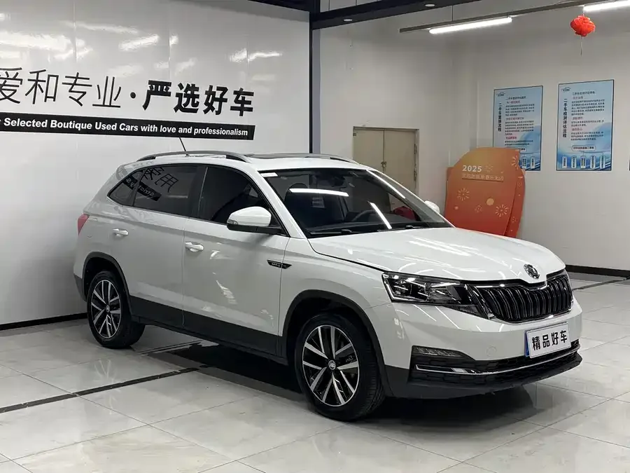 Skoda Kamiq Komic 2022 1.5L automatic comfort version 2023 — миниатюра 3