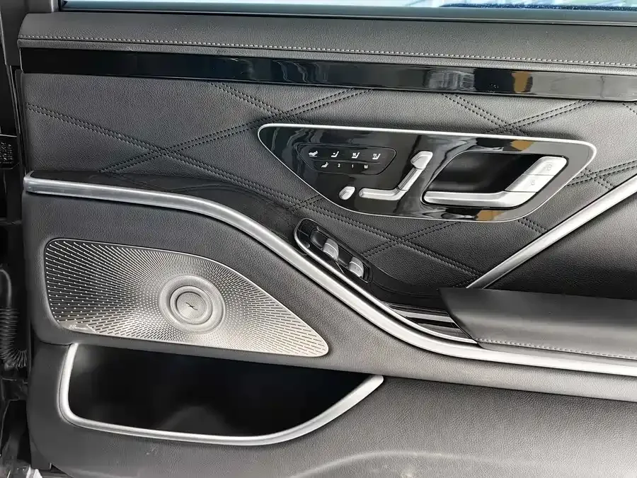 Mercedes-Benz Maybach S-Class Maybach S-Class 2022 S 480 4MATIC Special Edition 2022 — миниатюра 4