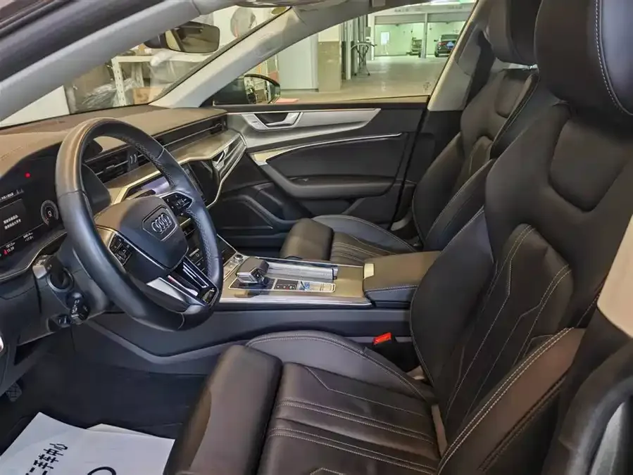 Audi A7 2024 45 TFSI Premium Edition 2025 — миниатюра 2