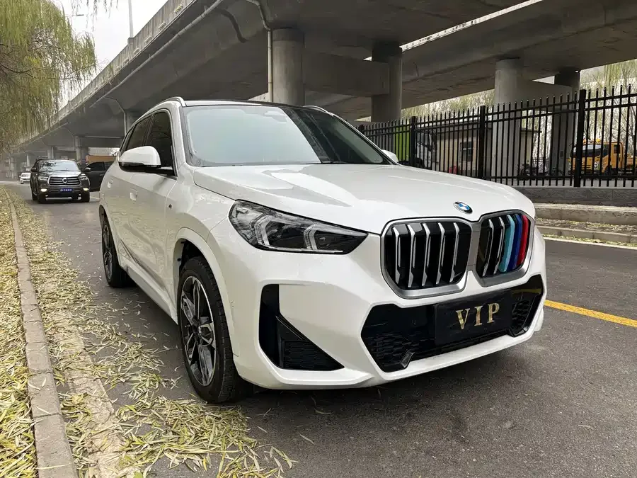 BMW X1 2024 sDrive25Li M Sport Package 2024 — миниатюра 3