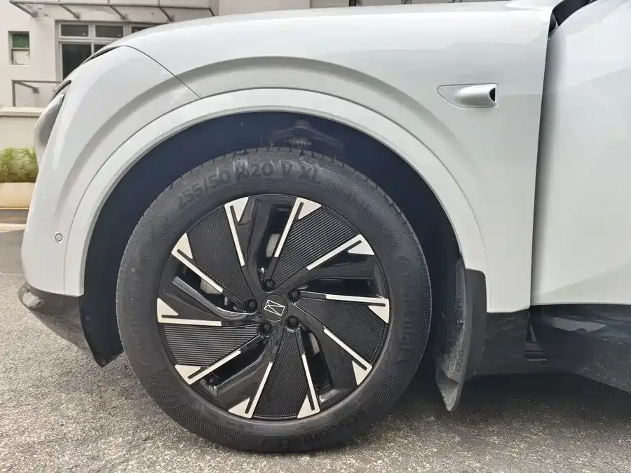 Avatr 07 Avita 07 2024 Max Extended Range Edition 2024 — миниатюра 5