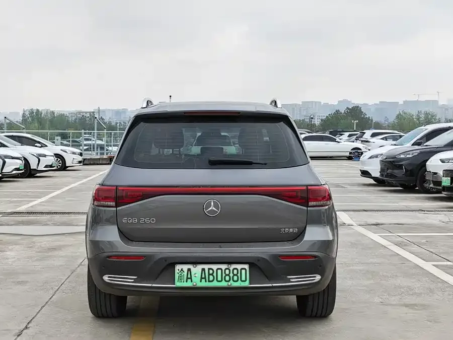 Mercedes-Benz EQB Mercedes-Benz EQB 2023 EQB 260 2024 — миниатюра 2
