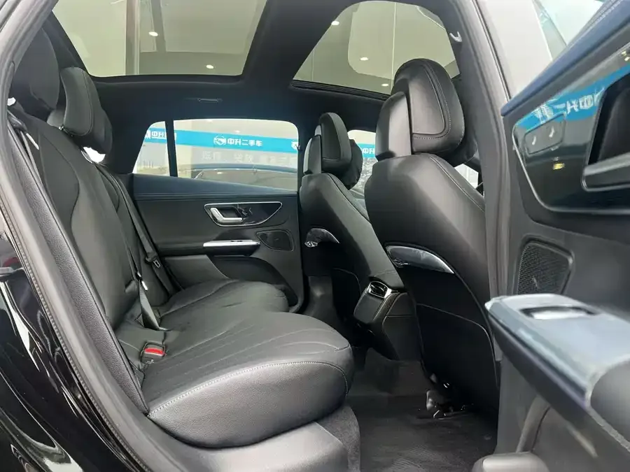 Mercedes-Benz EQE Mercedes-Benz EQE 2025 500 4MATIC Pioneer Edition 2025 — миниатюра 5