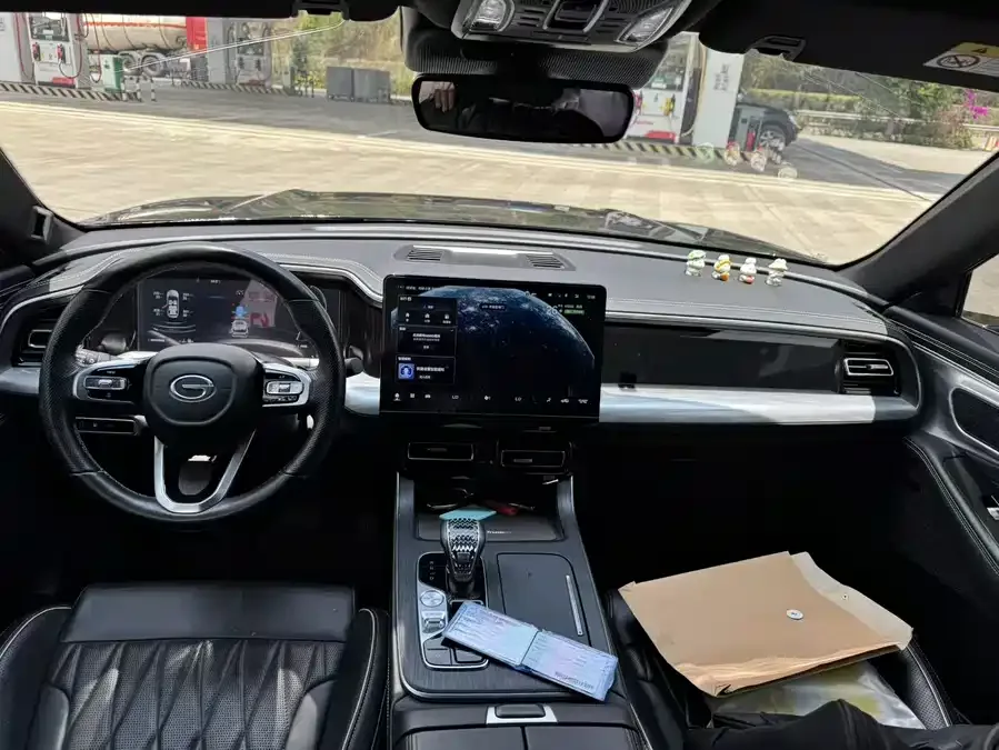 GAC Trumpchi GS8 Trumpchi GS8 2024 Navigator Series 2.0TGDI 2WD Luxury Intelligent Connected Edition 7-Seater 2023 — миниатюра 2