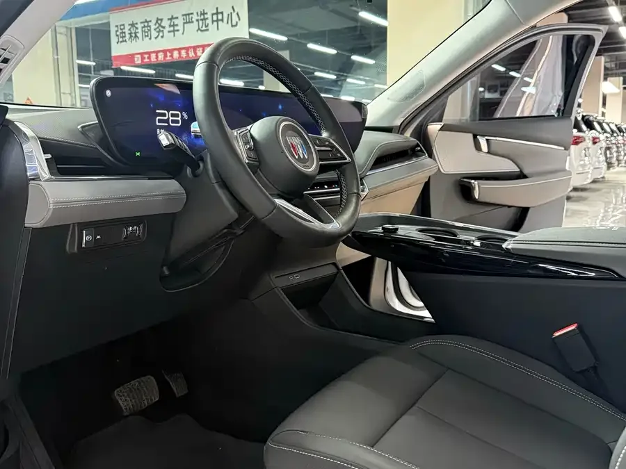 Buick E5 2025 515KM Advance Edition 2025 — миниатюра 4