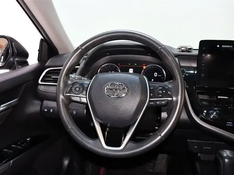 Toyota Camry Camry 2021 2.5G Deluxe Edition 2022 — миниатюра 4