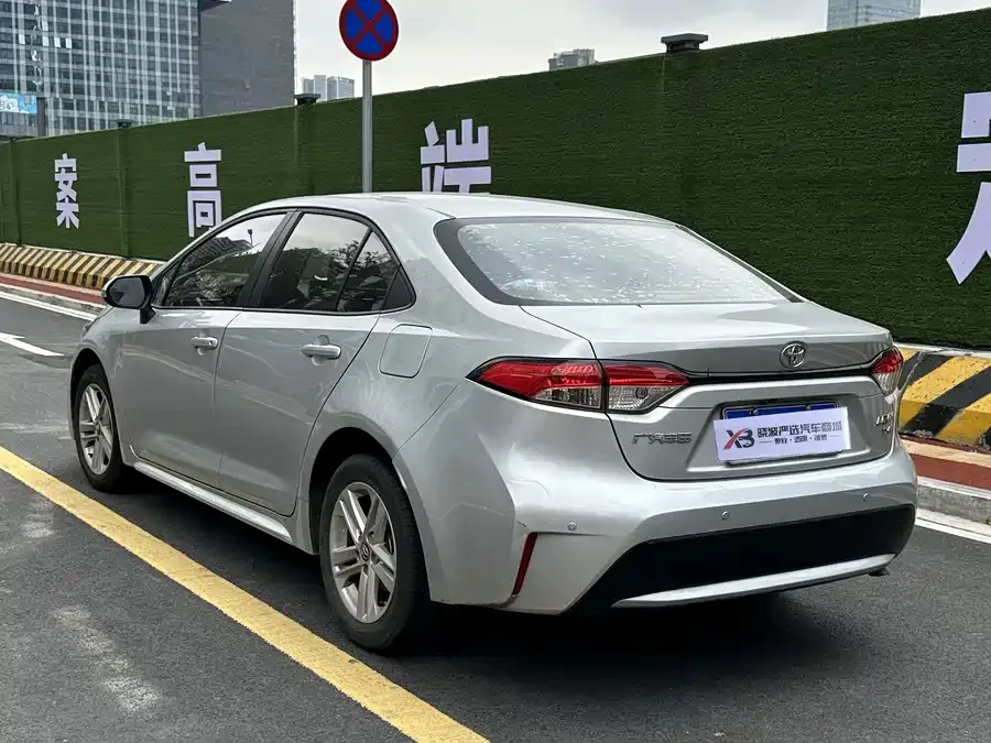 Toyota Levin 2022 Lelink 185T CVT Luxury Edition 2022 — миниатюра 5