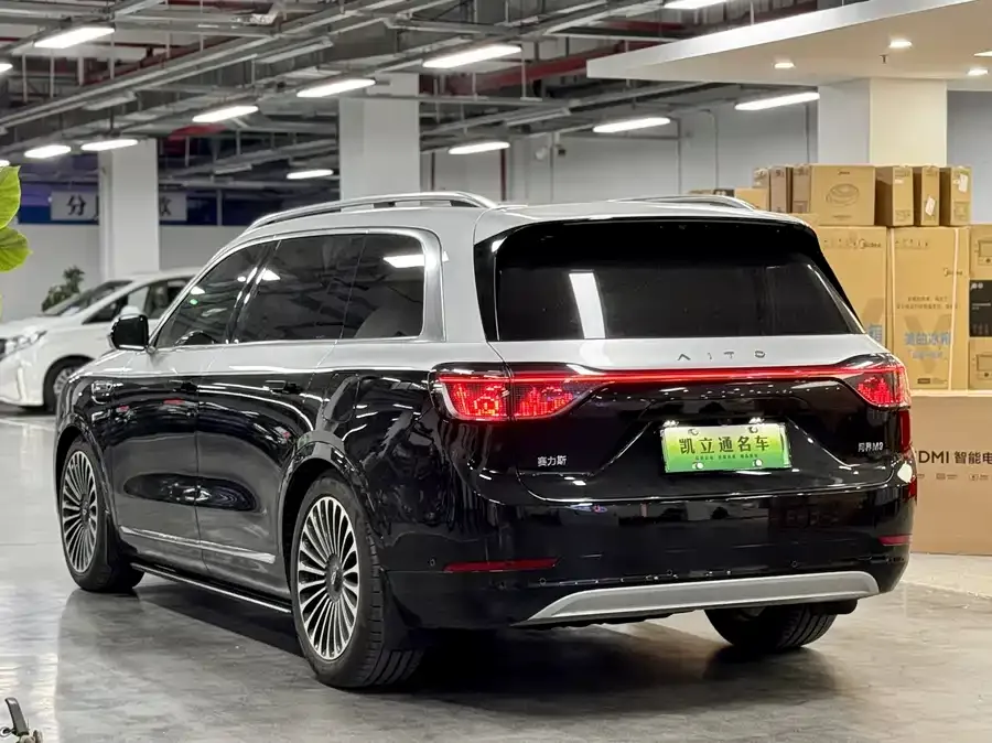 AITO M9 Wenjie M9 2024 Extended Range Max Edition 42kWh 5-seater Edition 2024 — миниатюра 2