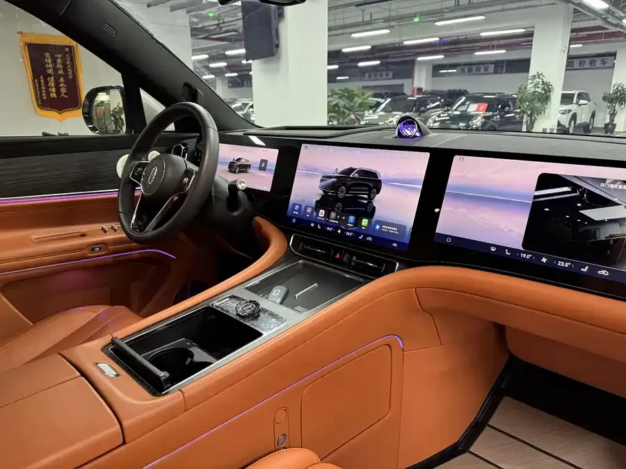 AITO M9 Wenjie M9 2024 Extended Range Max Edition 42kWh 5-seater Edition 2024 — миниатюра 3