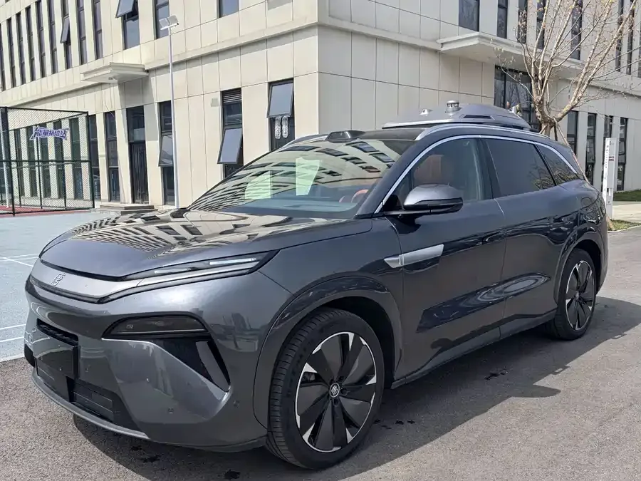BYD Tang L 2026