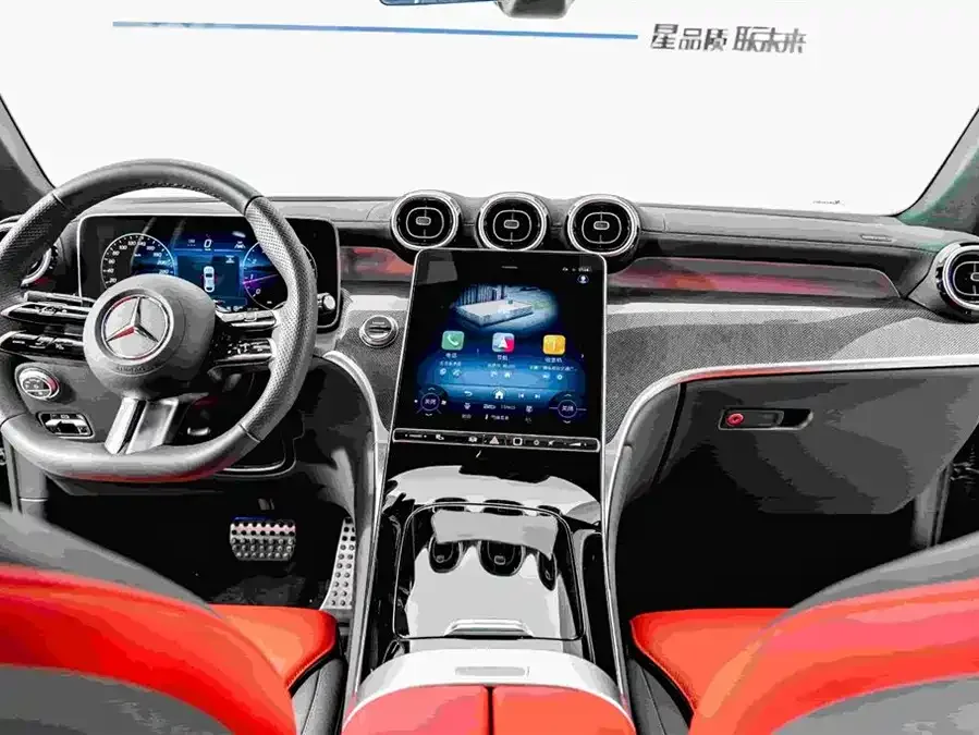 Mercedes-Benz GLC Coupe Mercedes-Benz GLC Coupe 2025 facelift GLC 260 4MATIC coupe SUV 2026 — миниатюра 4
