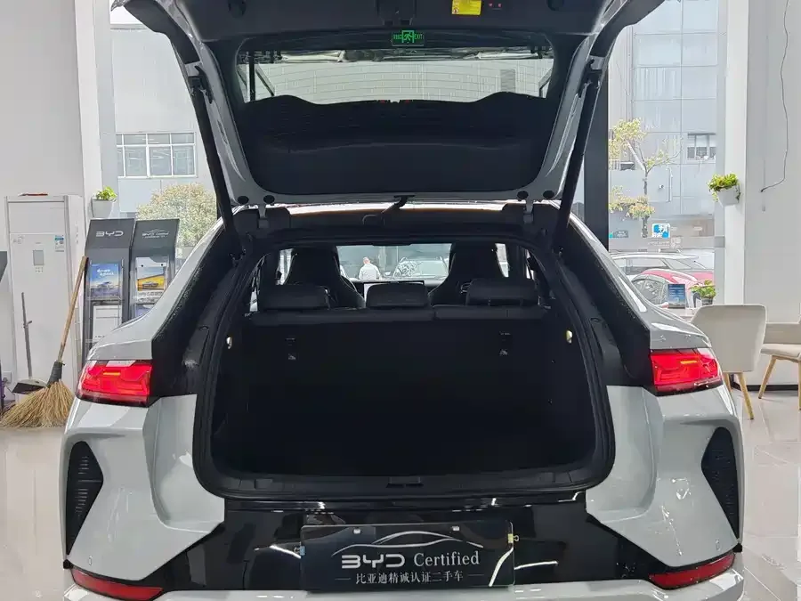 BYD Song L EV Song L EV 2025 Intelligent Driving Edition 662KM Laser Radar Excellence Edition 2025 — миниатюра 3