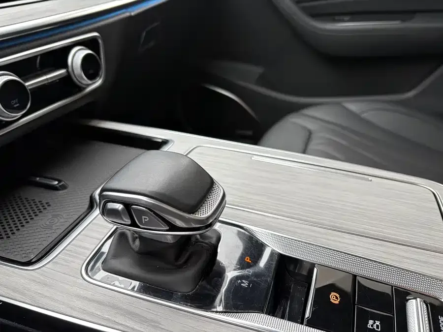 Hongqi HS5 Hongqi HS5 2025 2.0T 2WD Flagship Enjoy Pro Edition 2025 — миниатюра 5