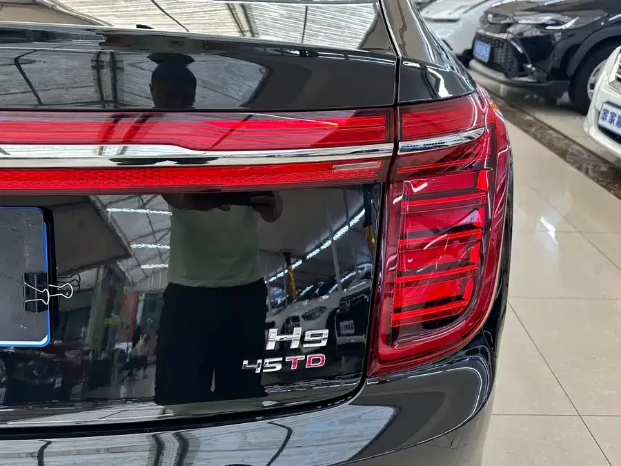 Hongqi H9 Hongqi H9 2022 2.0T Intelligent Connection Flagship Edition 2023 — миниатюра 5