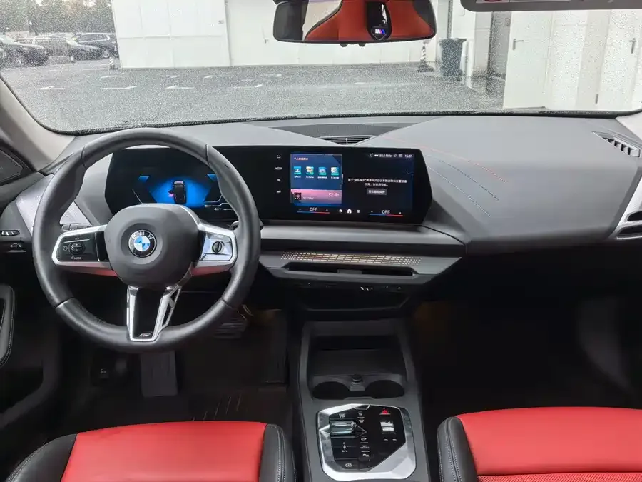 BMW 2 Series BMW 2 Series 2025 225L M Sport Night Edition 2025 — миниатюра 3