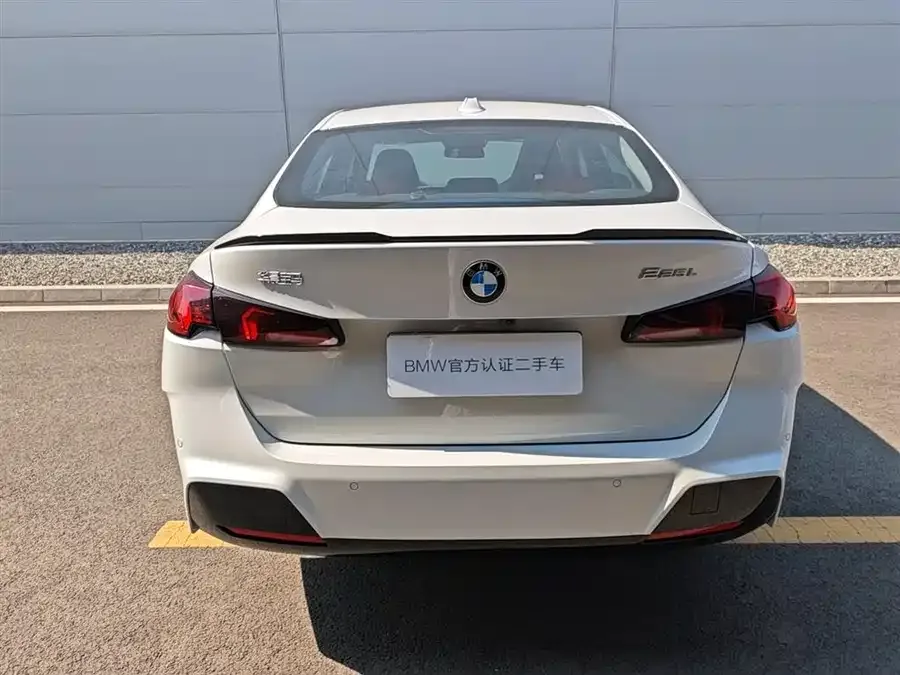 BMW 2 Series BMW 2 Series 2025 225L M Sport Night Edition 2025 — миниатюра 2