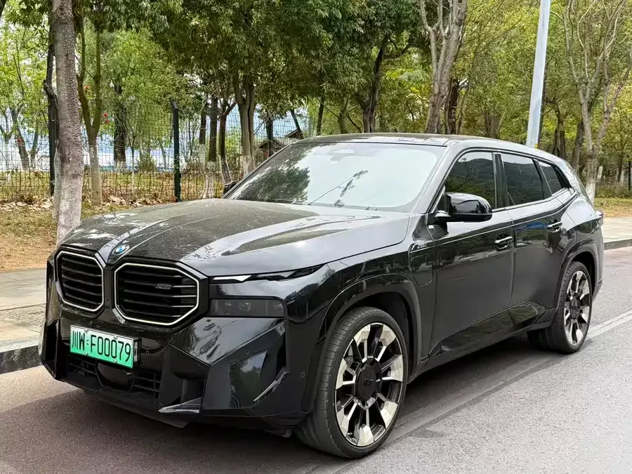 BMW XM 2024