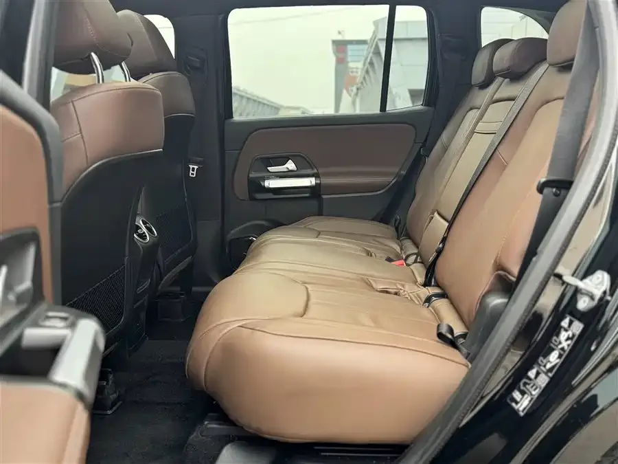 Mercedes-Benz GLB-Class Mercedes-Benz GLB 2023 GLB 220 Fashion Edition 2023 — миниатюра 3