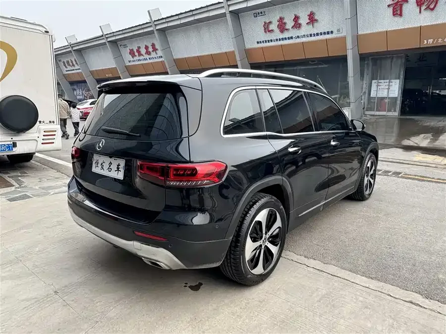 Mercedes-Benz GLB-Class Mercedes-Benz GLB 2023 GLB 220 Fashion Edition 2023 — миниатюра 4