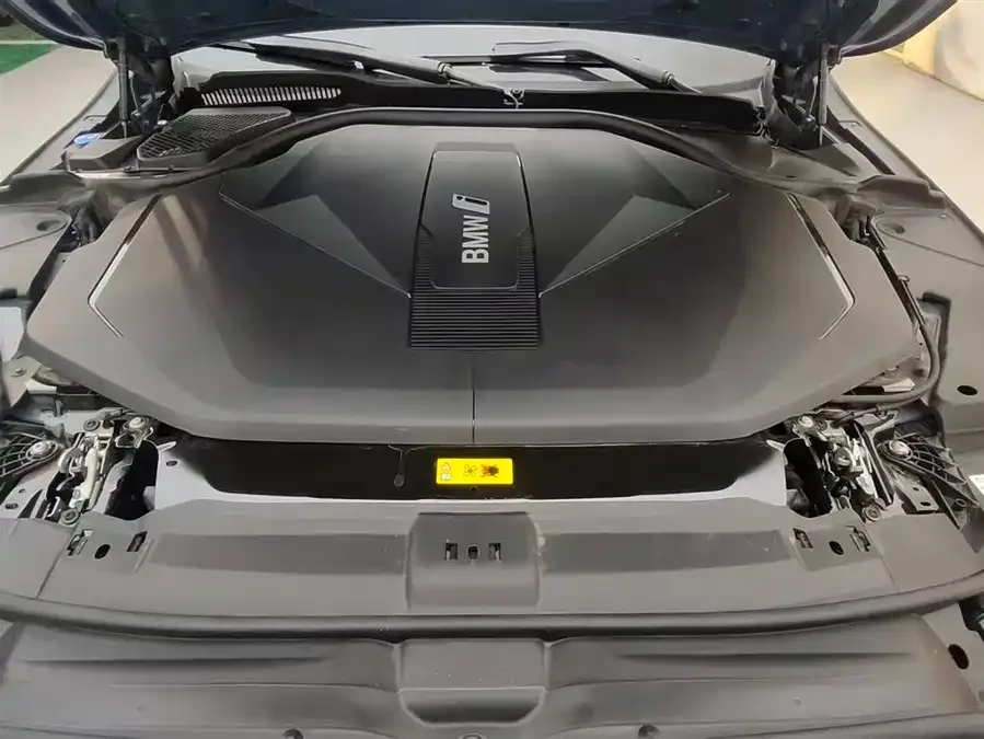 BMW i5 2025 eDrive 40L M Sport Package 2025 — миниатюра 5